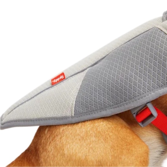 NWT Reddy Cooling Vest in Gray and Red Size XS (11-13” back length) - Picture 8 of 16